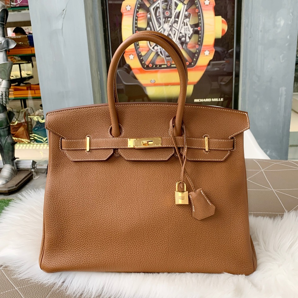 未使用展示品 爱马仕a刻 birkin35金棕色金扣女士铂包