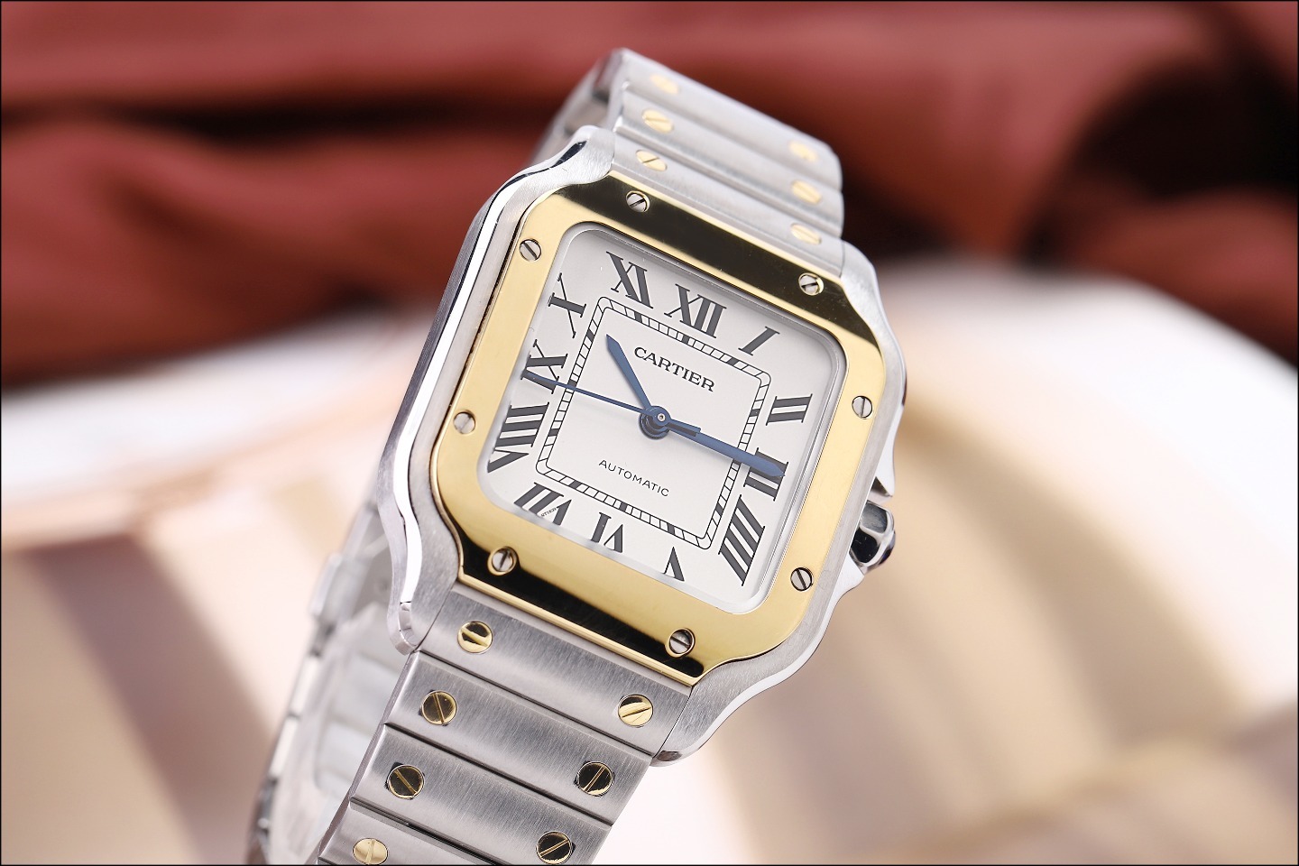 顶级复刻卡地亚山度士手表的价格,这款卡地亚手表大概多少钱