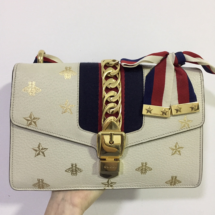 gucci古驰sylvie蜜蜂星星中号单肩包