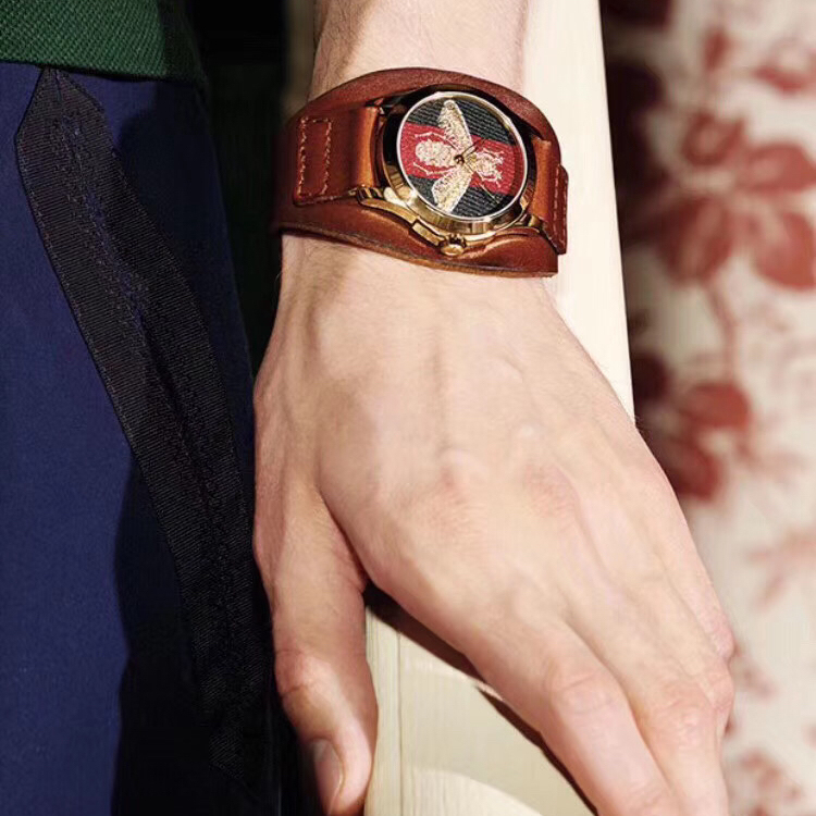 价格透明· 卖家寄语 gucci 热门海报款手表 珊瑚蛇,表盘38mm