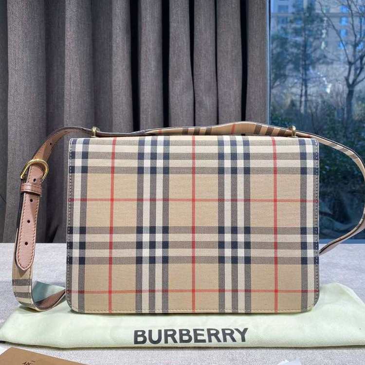 burberry博柏利女士单肩包经典格纹邮差包_【9成新】新_6500元_-心上