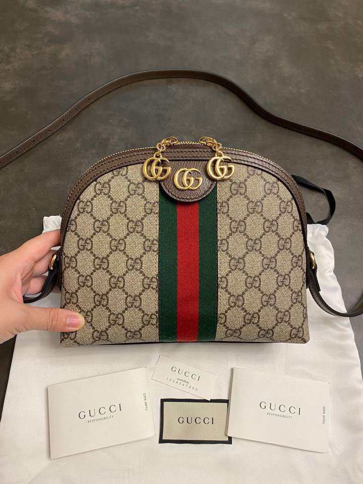 商品细节gucci,意大利时装品牌,由古驰奥·古驰在1921年于意大利