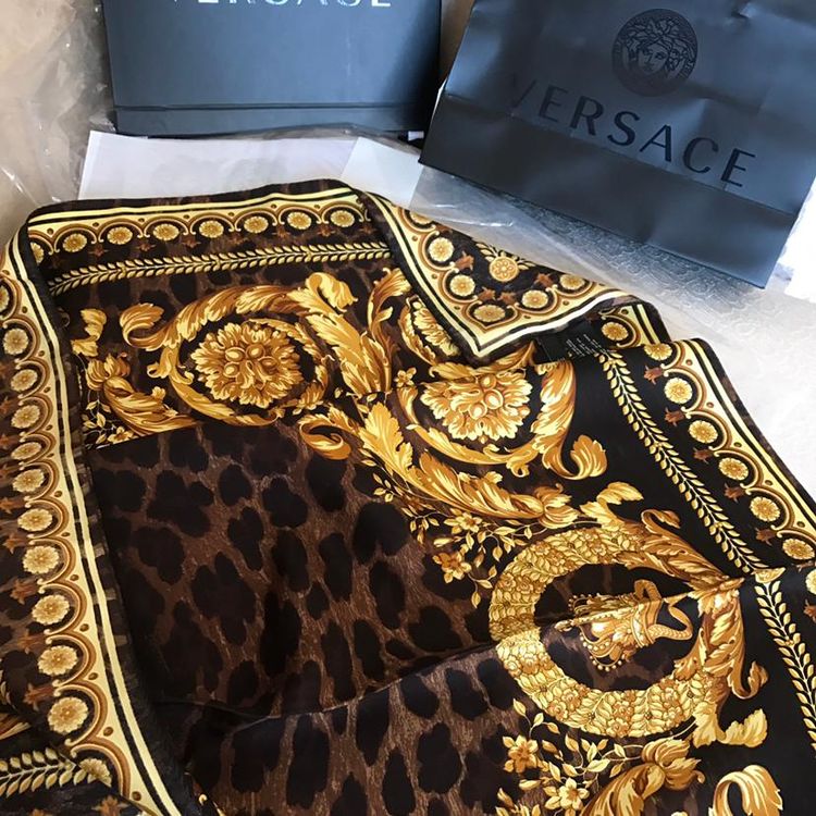 versace 範思哲 宮廷系列圍巾