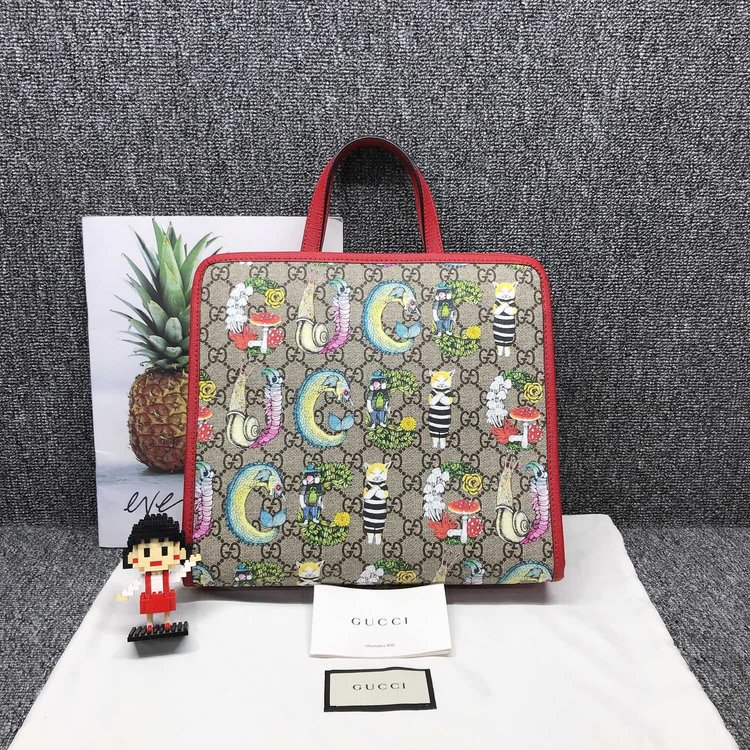 Gucci猫咪tote 儿童包女士手提包 99新 新 50元 心上