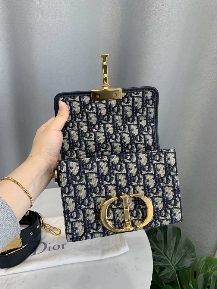 dior迪奥女士单肩包蒙田mini box