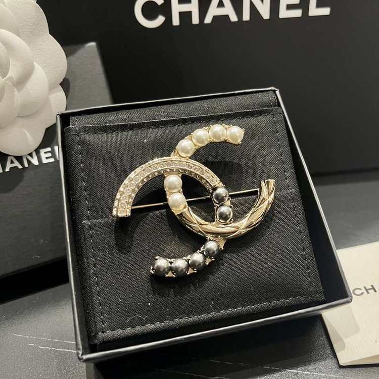 美品】CHANEL パイル地 ロゴ カットソー 白 ピンク 19C - メルカリ